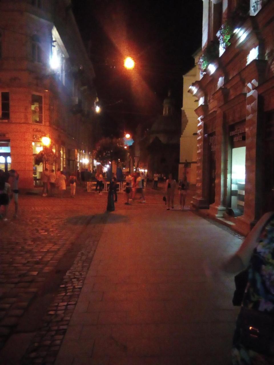 2 Ком Апартаменти На Пл Ринок Lviv Exteriör bild