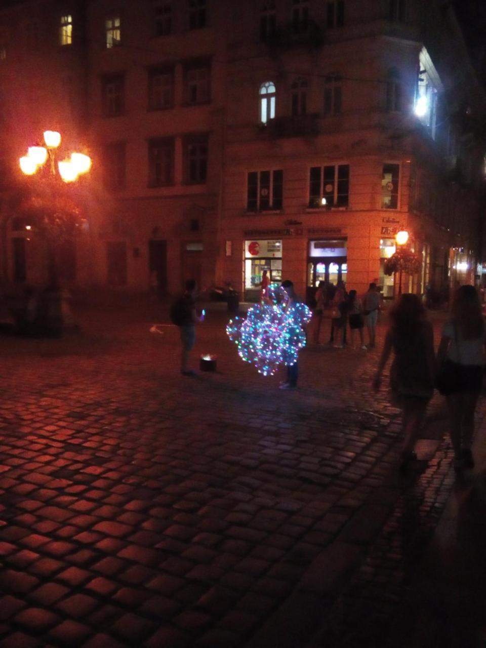2 Ком Апартаменти На Пл Ринок Lviv Exteriör bild